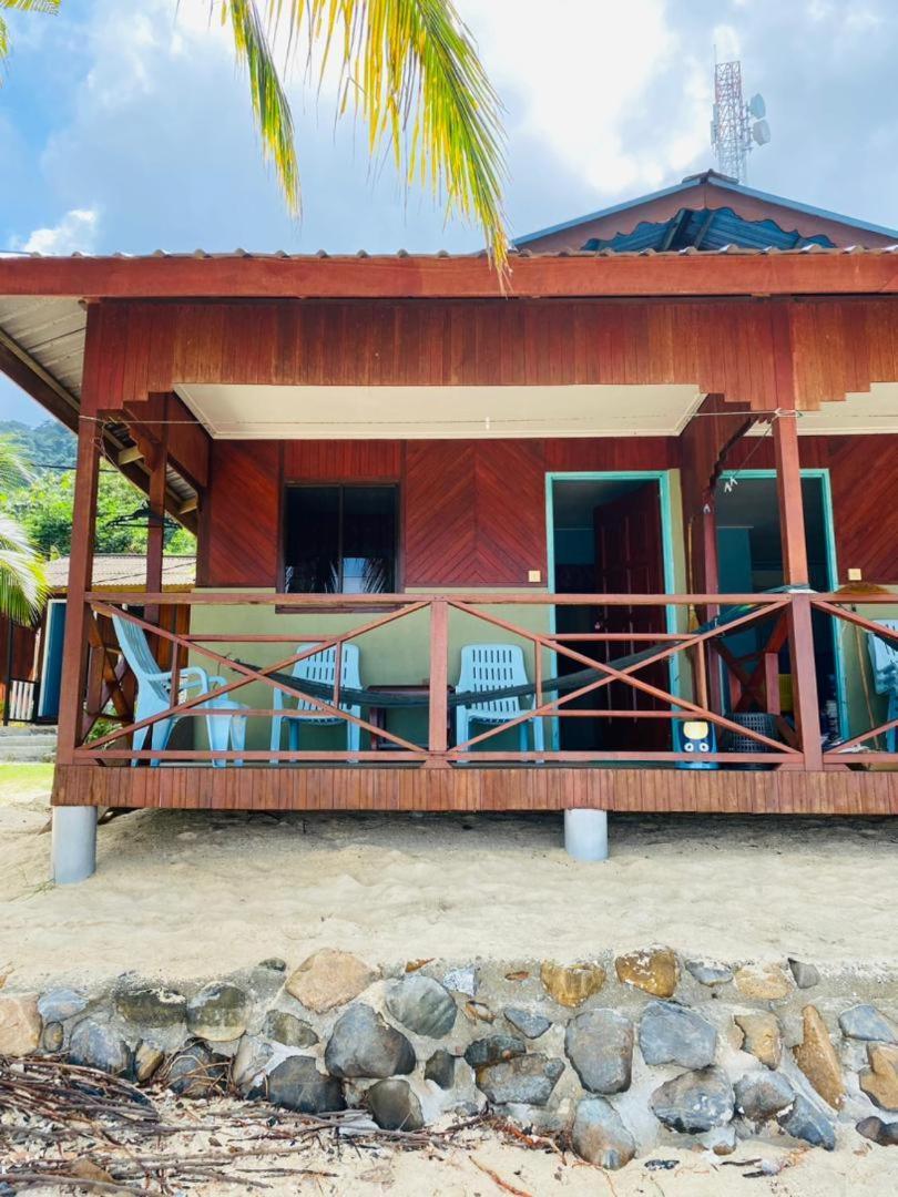 Ella'S Place Salang Tioman Kampong Ayer Batang 外观 照片