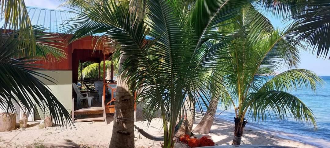 Ella'S Place Salang Tioman Kampong Ayer Batang 外观 照片