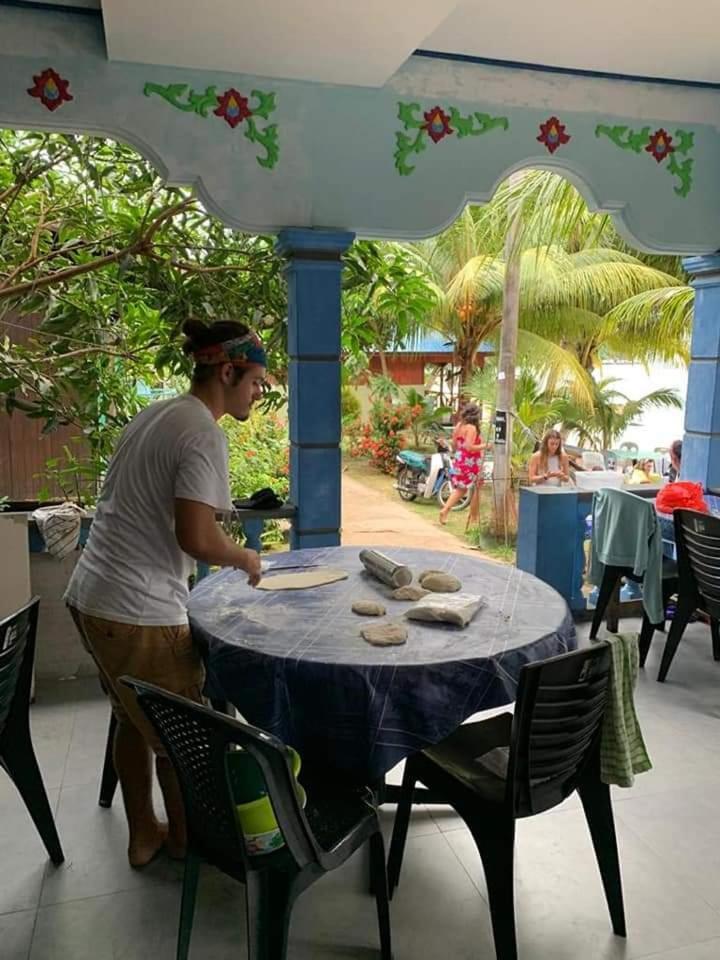 Ella'S Place Salang Tioman Kampong Ayer Batang 外观 照片