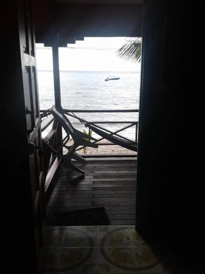 Ella'S Place Salang Tioman Kampong Ayer Batang 外观 照片