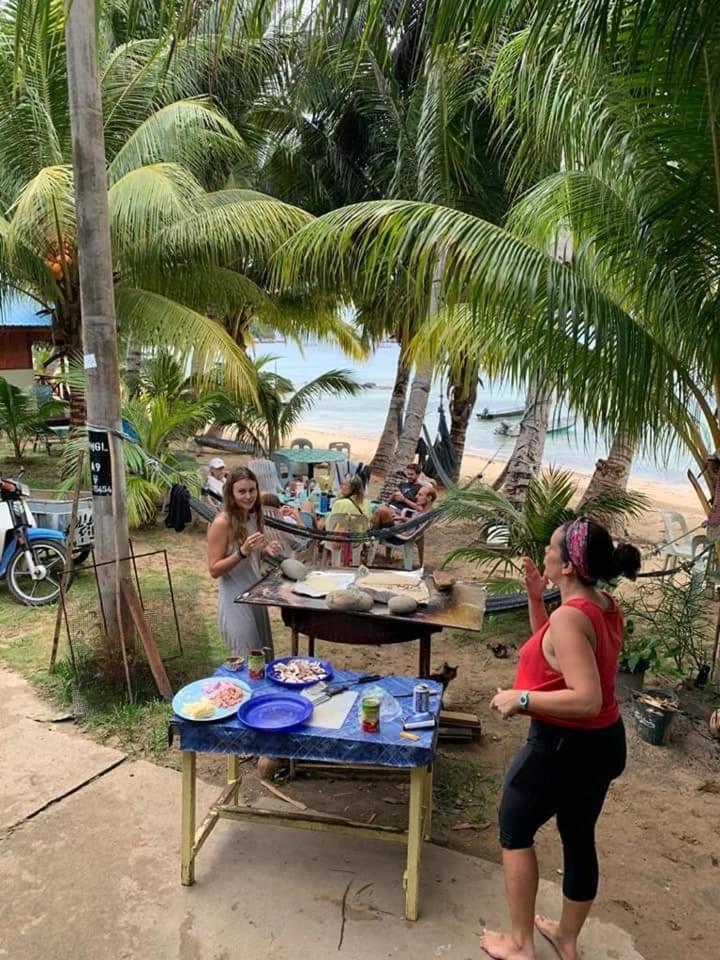 Ella'S Place Salang Tioman Kampong Ayer Batang 外观 照片