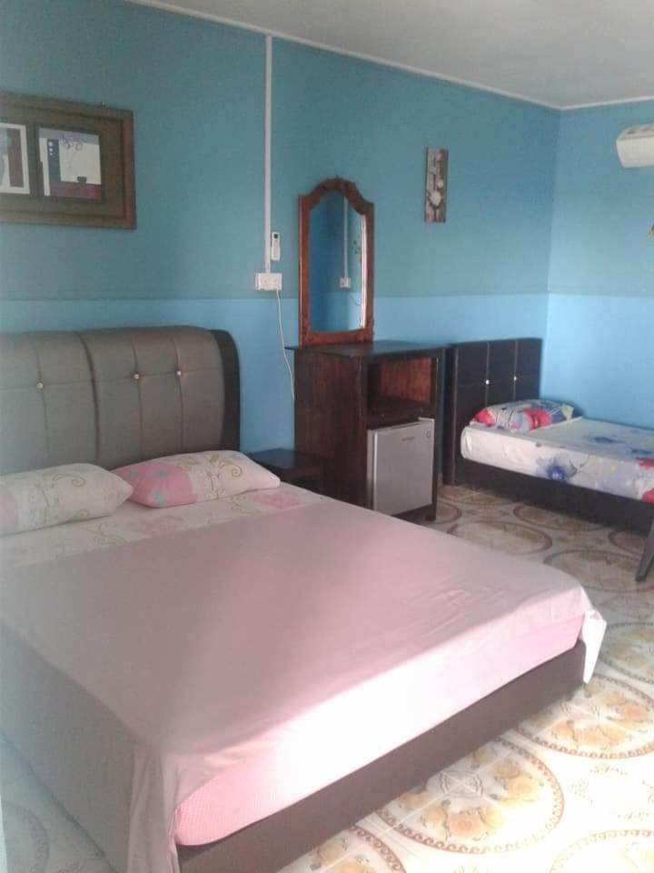 Ella'S Place Salang Tioman Kampong Ayer Batang 外观 照片
