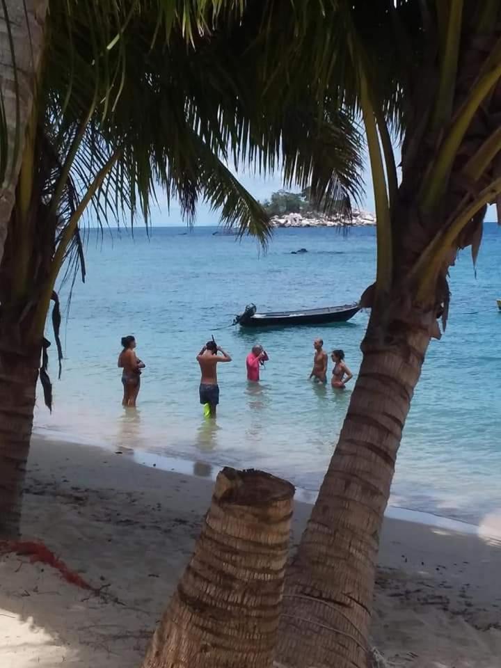 Ella'S Place Salang Tioman Kampong Ayer Batang 外观 照片