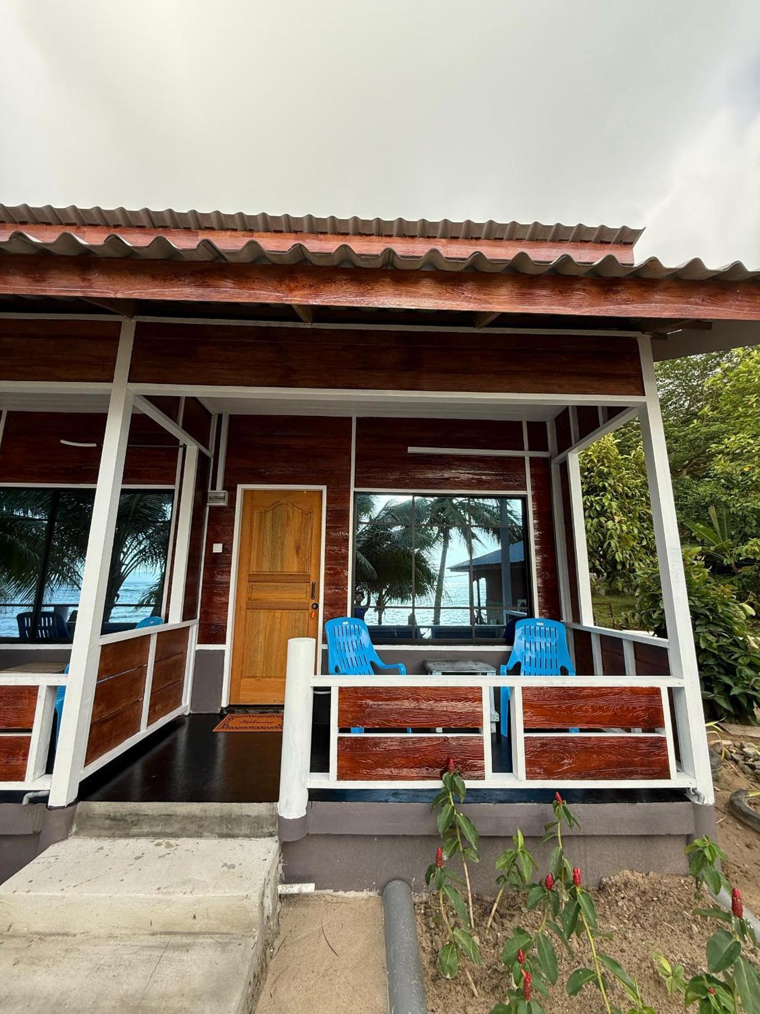 Ella'S Place Salang Tioman Kampong Ayer Batang 外观 照片