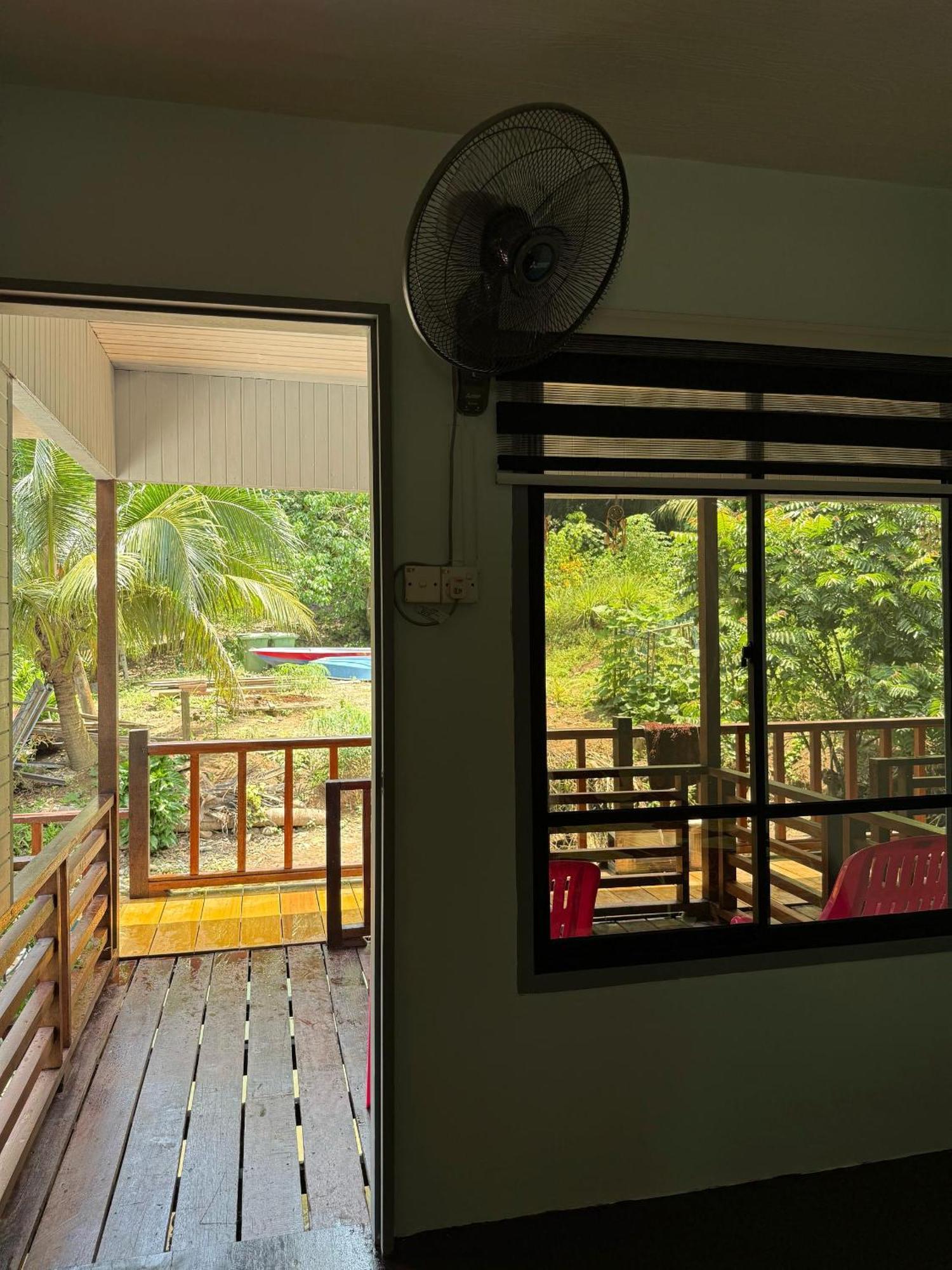 Ella'S Place Salang Tioman Kampong Ayer Batang 外观 照片
